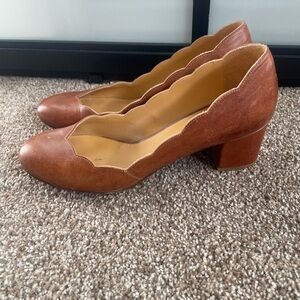Sezane Scalloped Brown leather heels